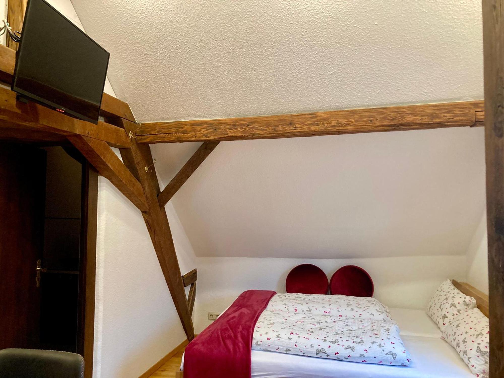 Turmstube Apartment Maring-Noviand Екстериор снимка