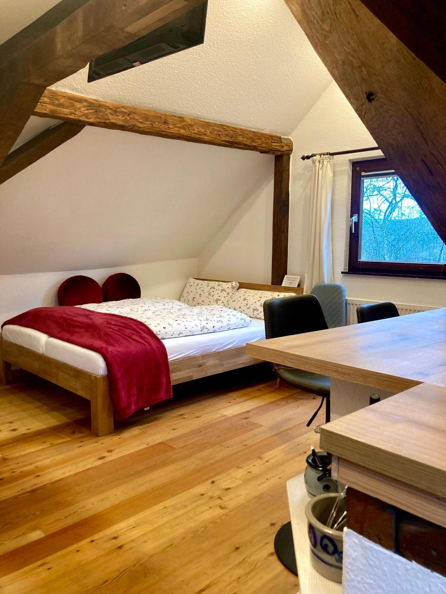 Turmstube Apartment Maring-Noviand Екстериор снимка